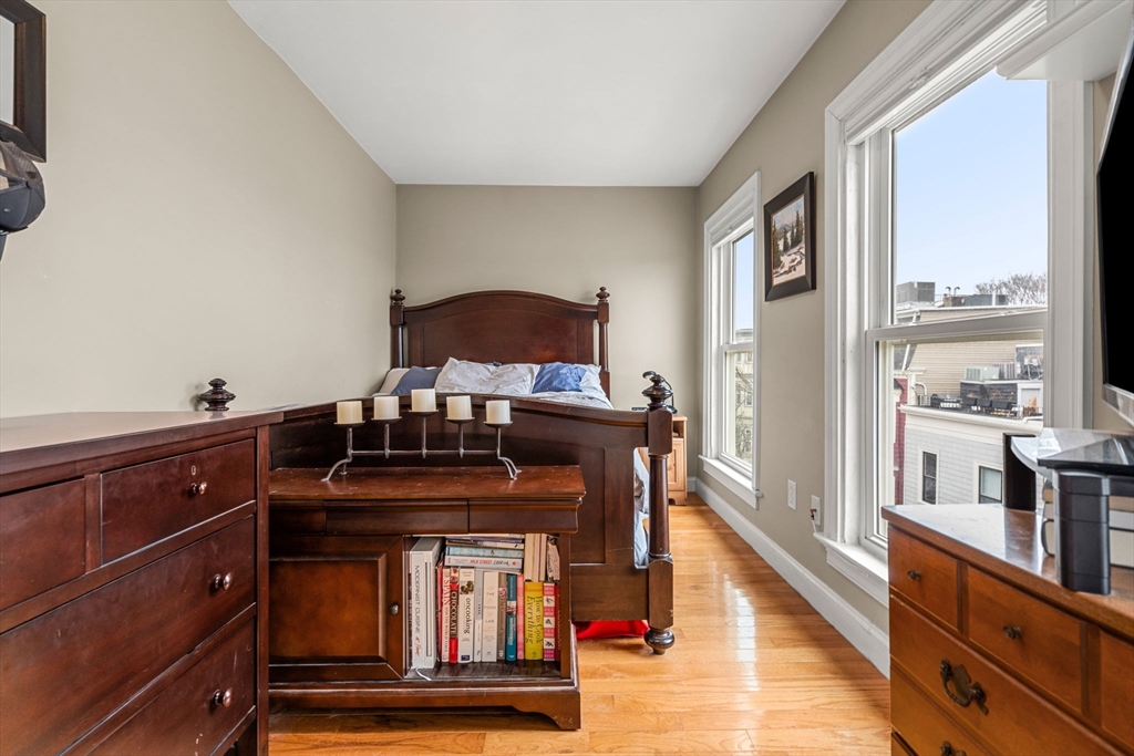 172 Dorchester St # 3