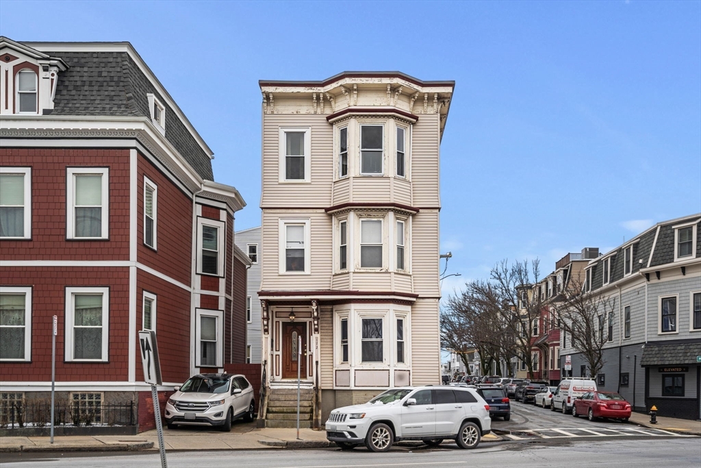 172 Dorchester St # 3