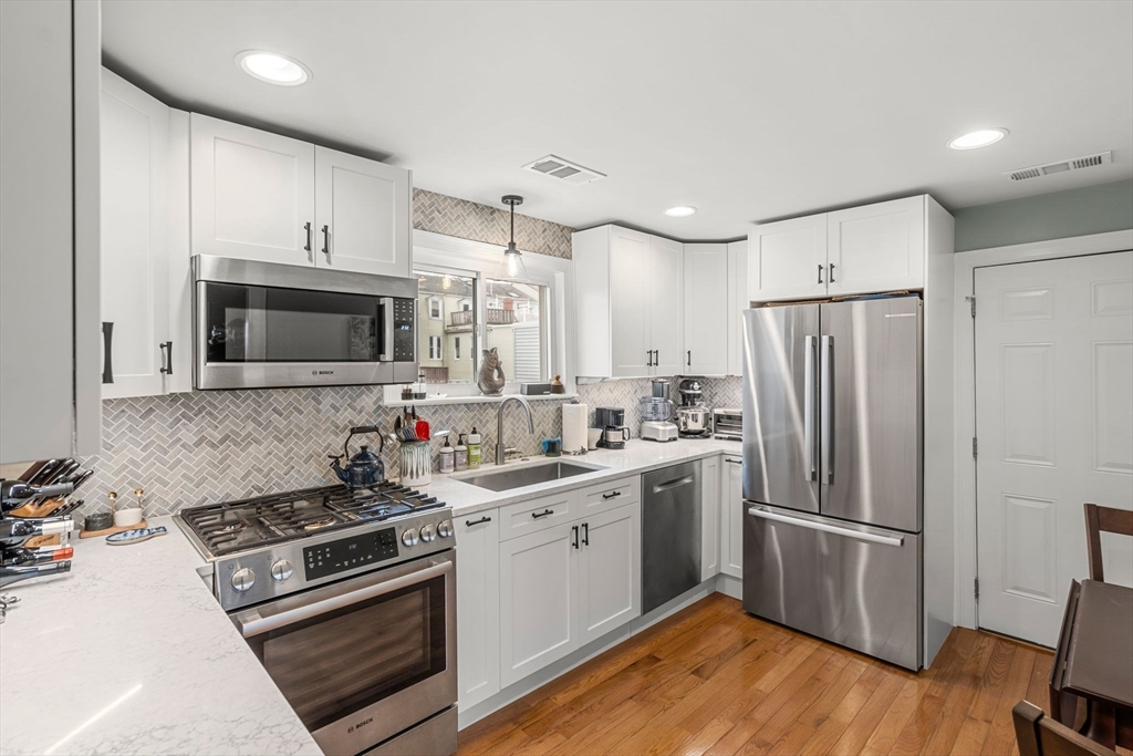 172 Dorchester St # 3