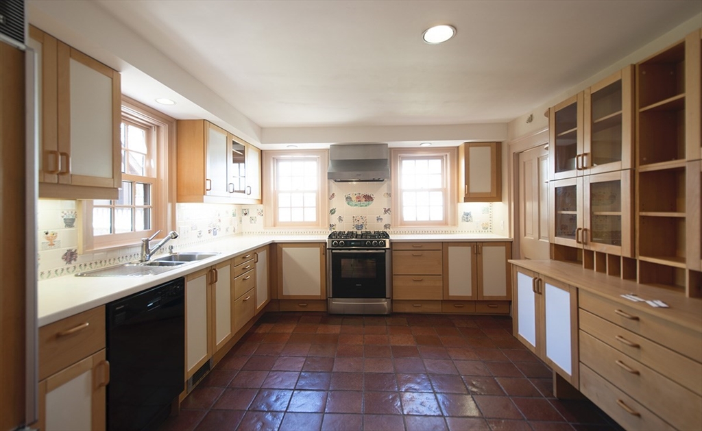 153 Watson Road