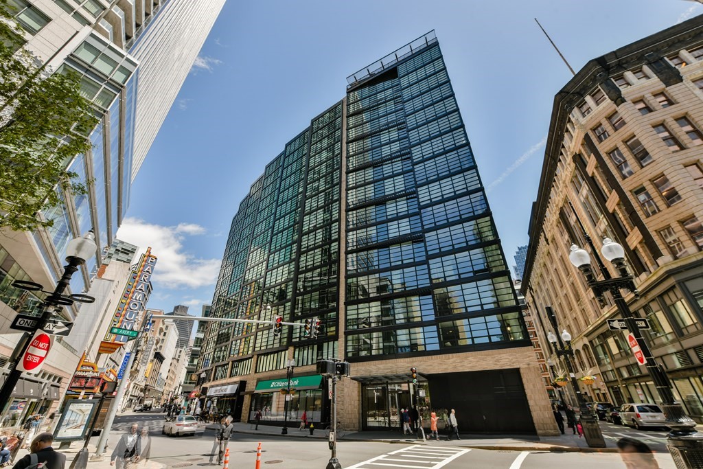 580 Washington St # 11F