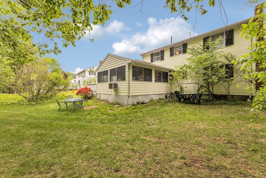 4 Old Wood Road