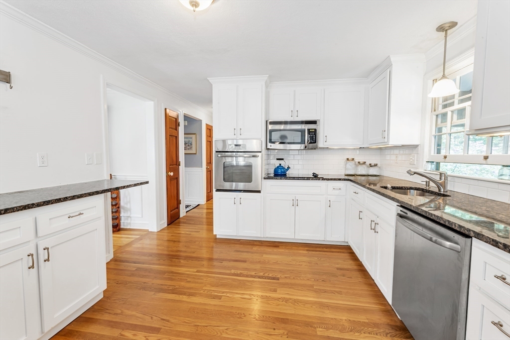 4 Old Wood Road
