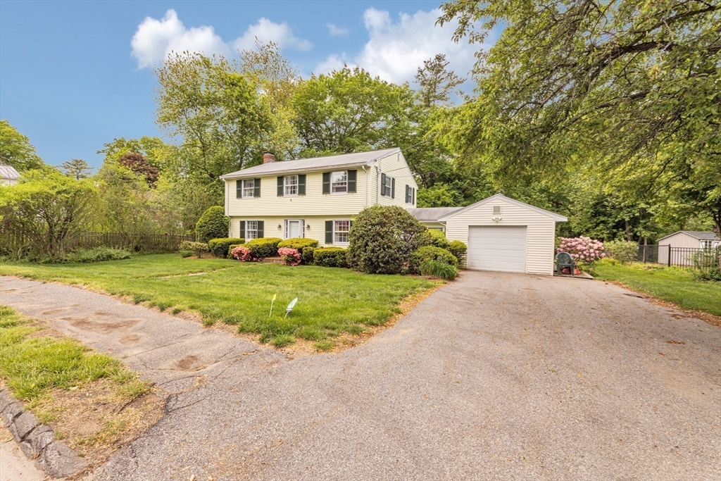 4 Old Wood Road