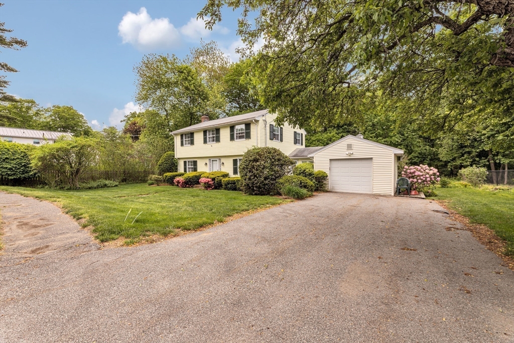 4 Old Wood Road