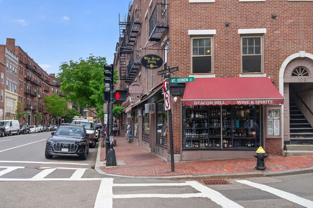 68 Chestnut Street # 2