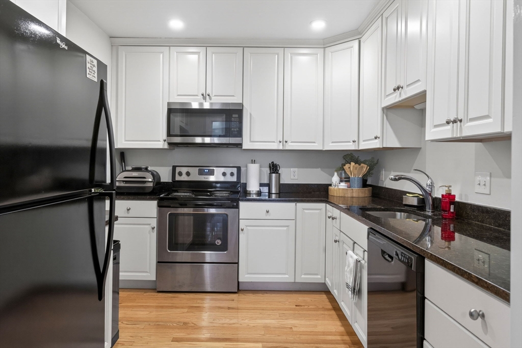 68 Chestnut Street # 2