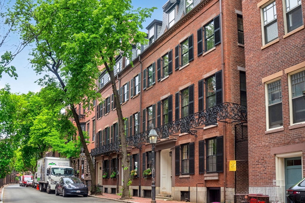 68 Chestnut Street # 2