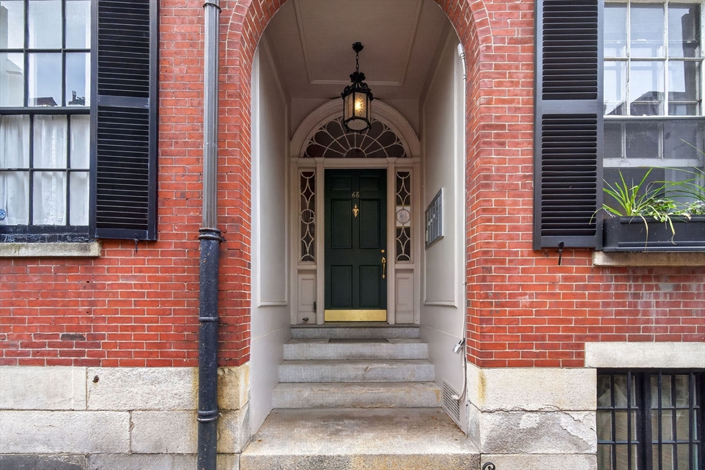 68 Chestnut Street # 2