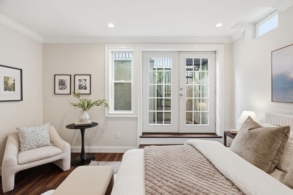 155 W 9th St. # 1