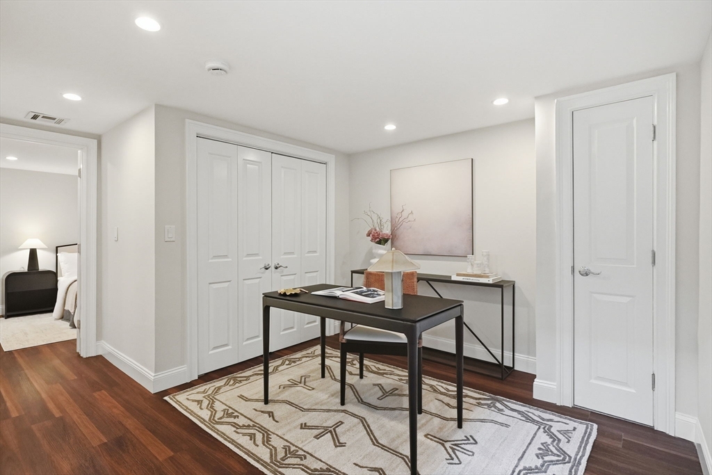 155 W 9th St. # 1