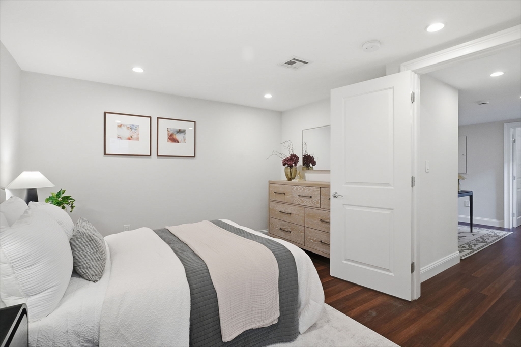 155 W 9th St. # 1