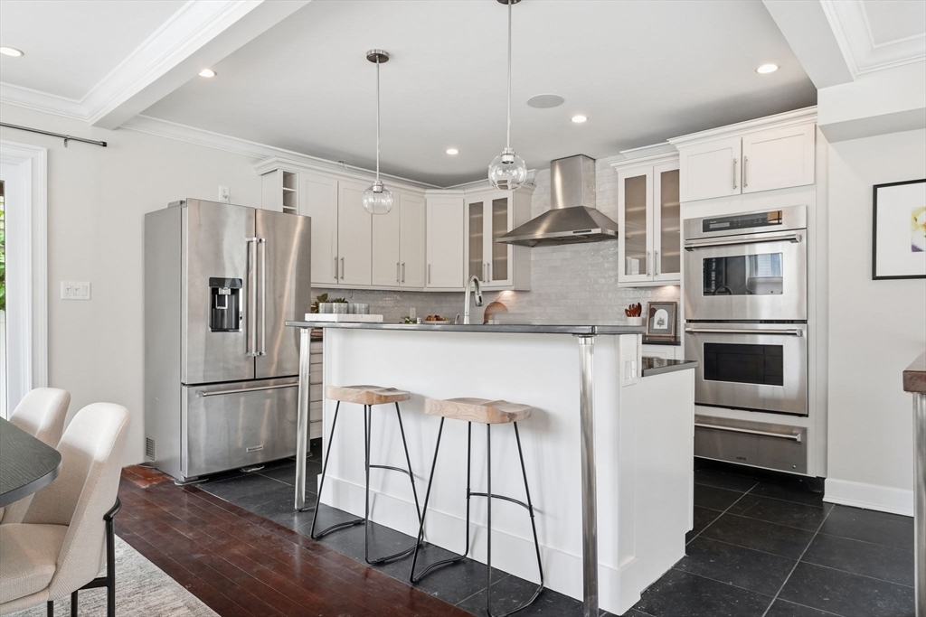 155 W 9th St. # 1