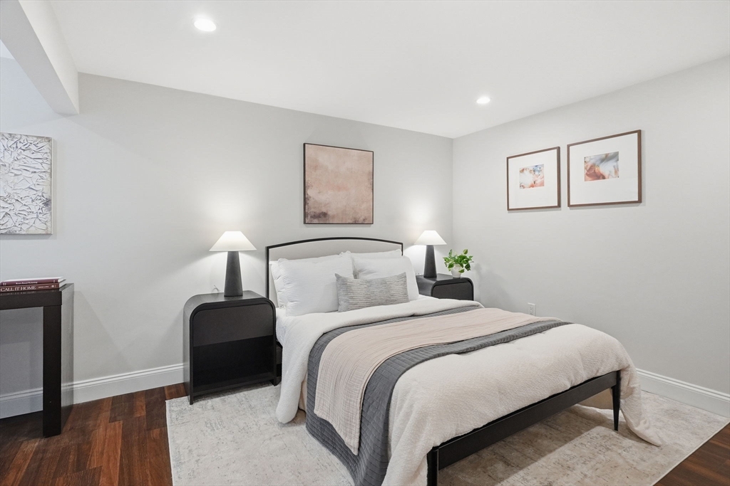 155 W 9th St. # 1
