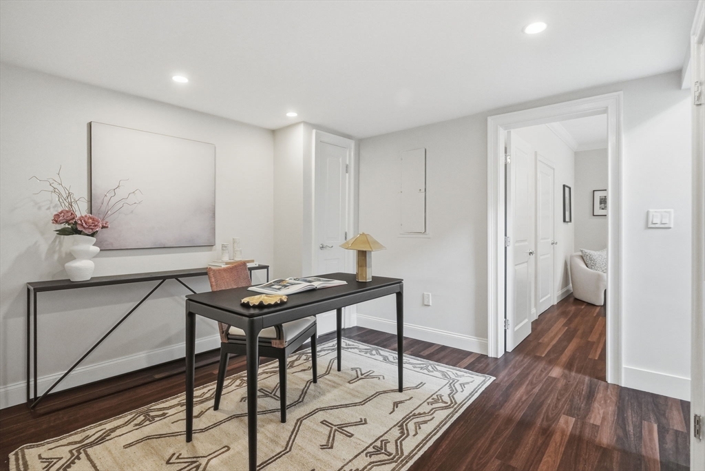 155 W 9th St. # 1