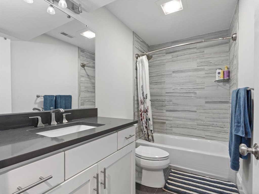 12 Cedar St # 2