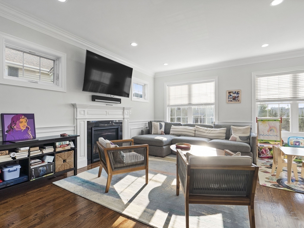 12 Cedar St # 2