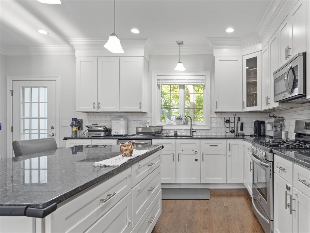 12 Cedar St # 2