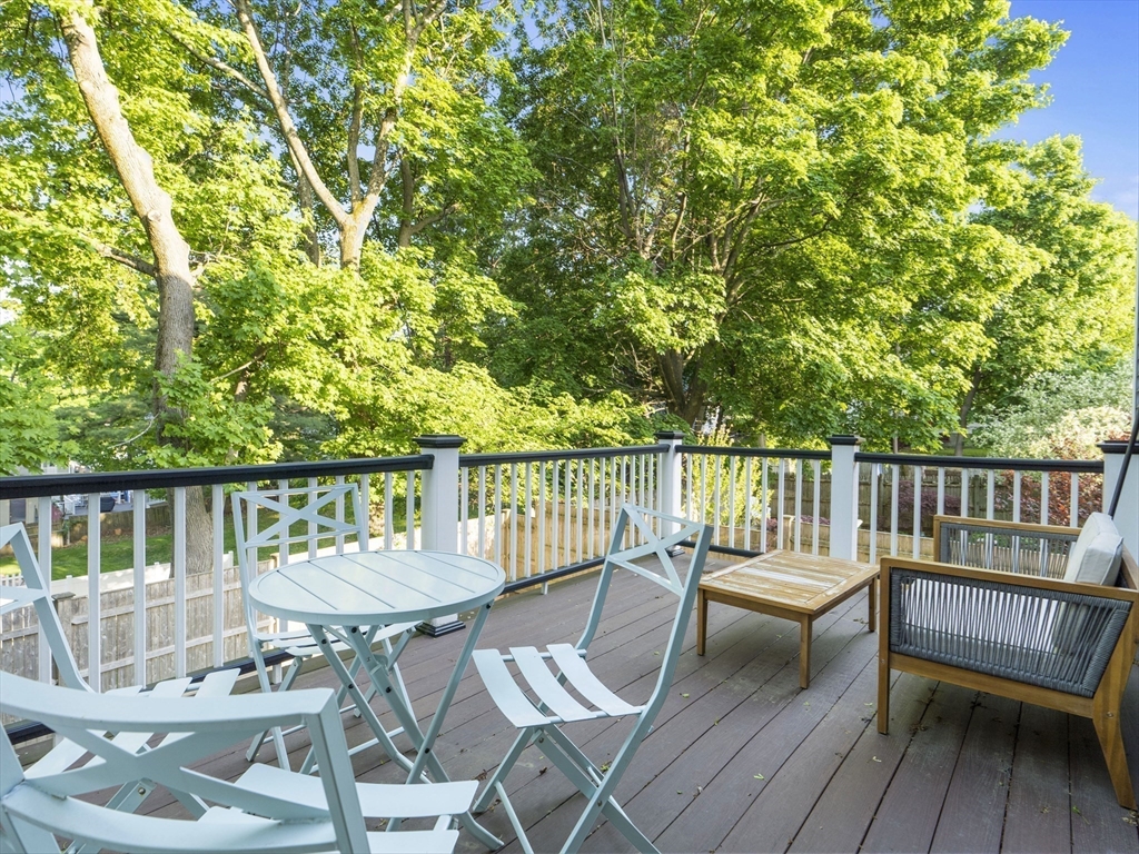 12 Cedar St # 2