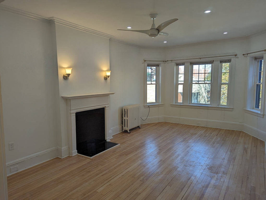 108 Washington St # 9