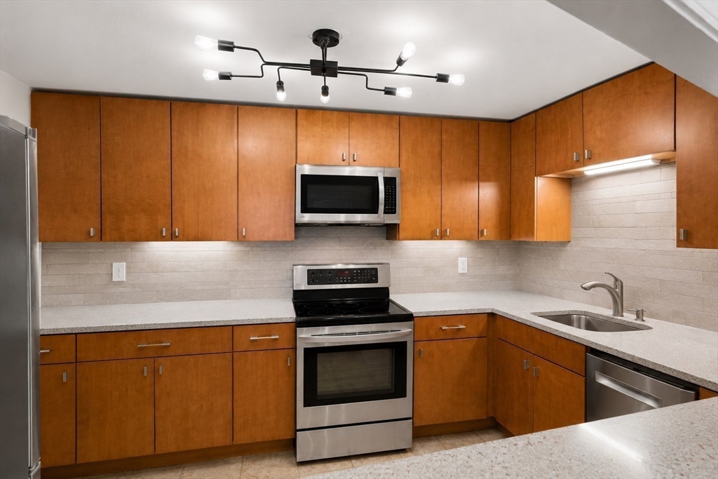 121 Tremont St # 316