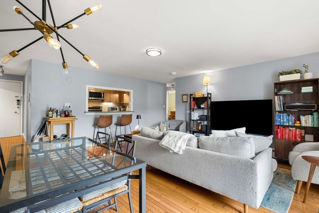 121 Tremont St # 316