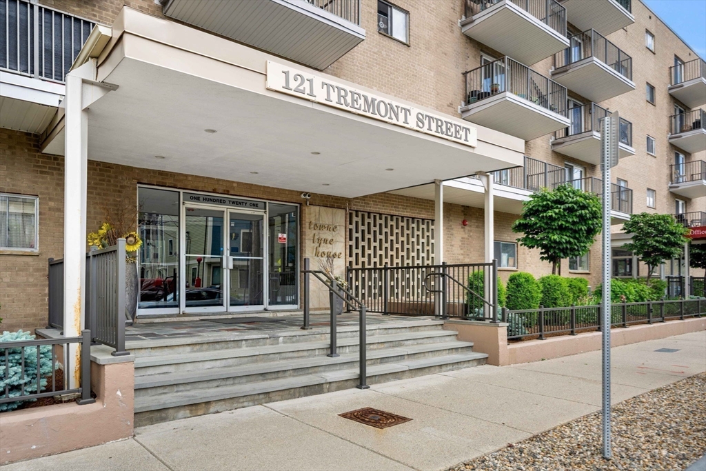 121 Tremont St # 316