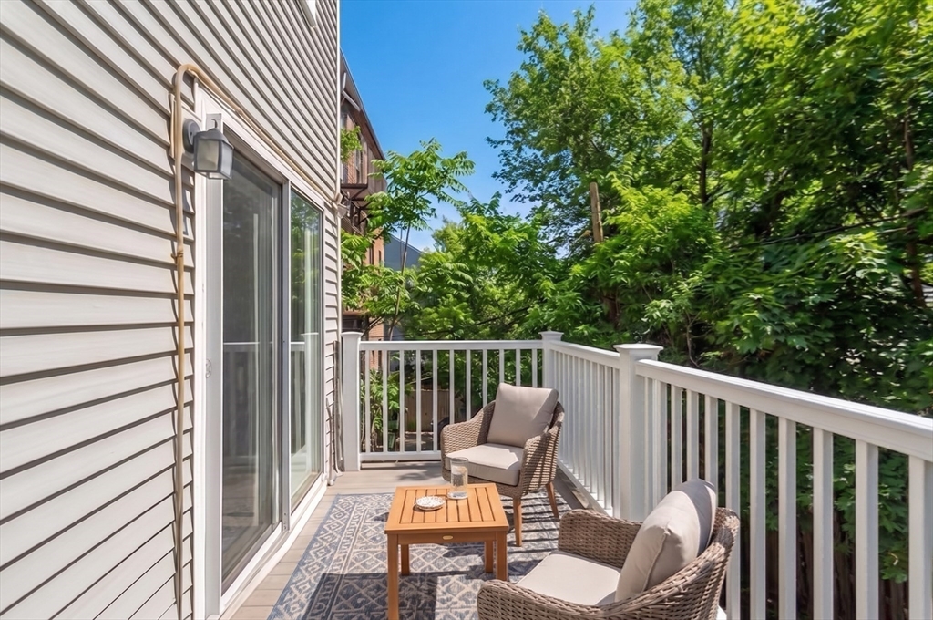 79 Bolton St # 79