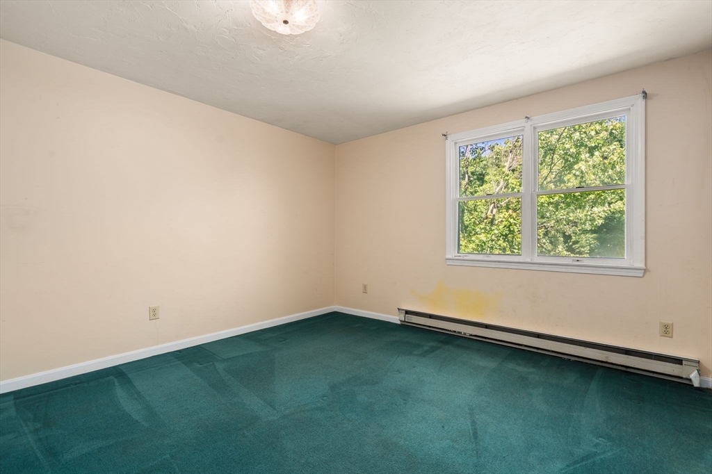 18 Lake St