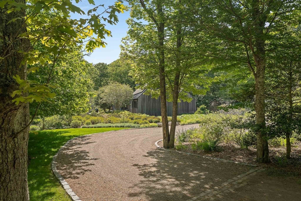 35 South Bowl Rd