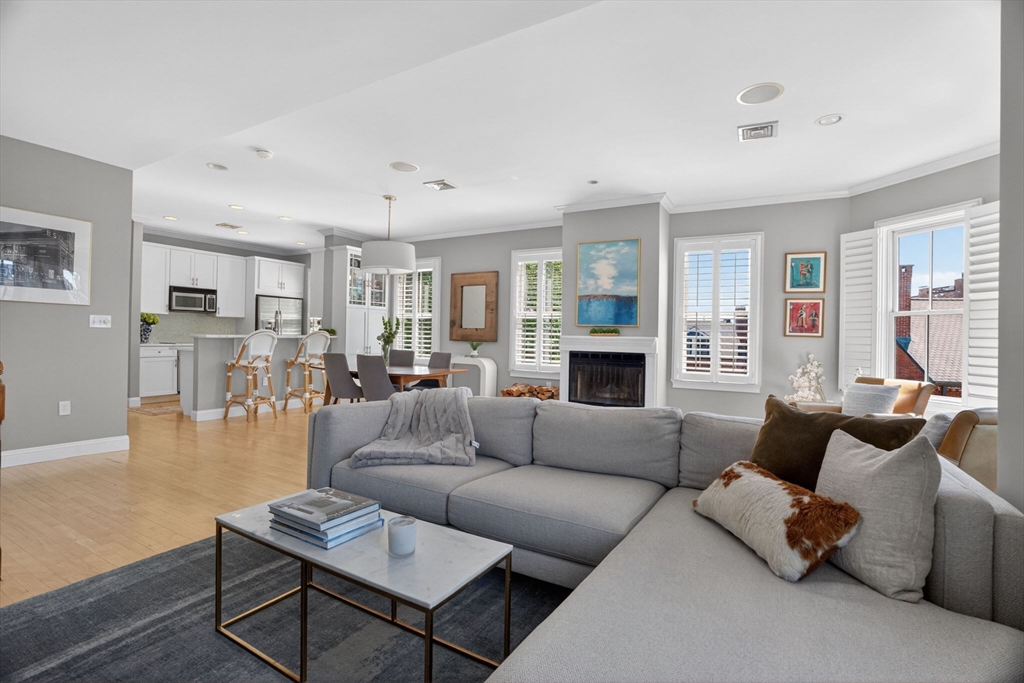 4 Mount Vernon Avenue PH