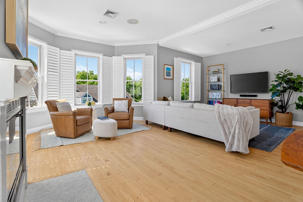 4 Mount Vernon Avenue PH