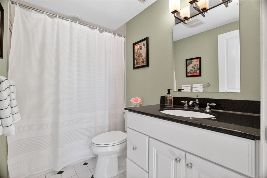 4 Mount Vernon Avenue PH