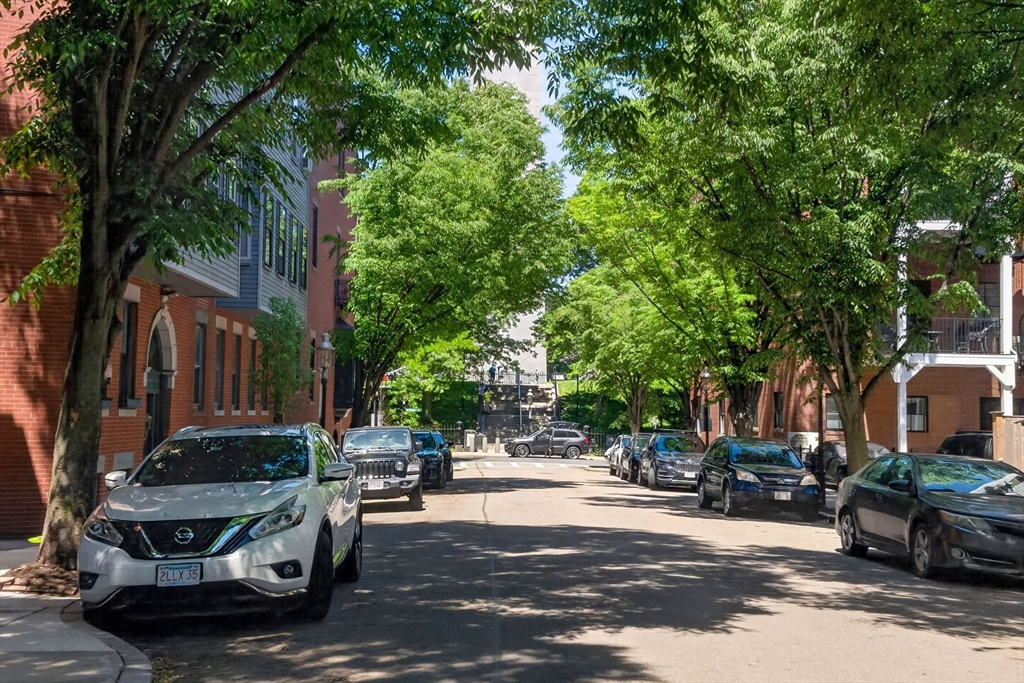 4 Mount Vernon Avenue PH