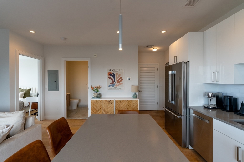 420 W Broadway # 501