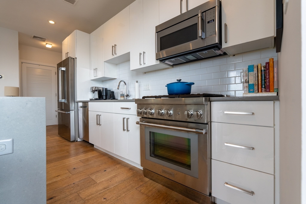 420 W Broadway # 501