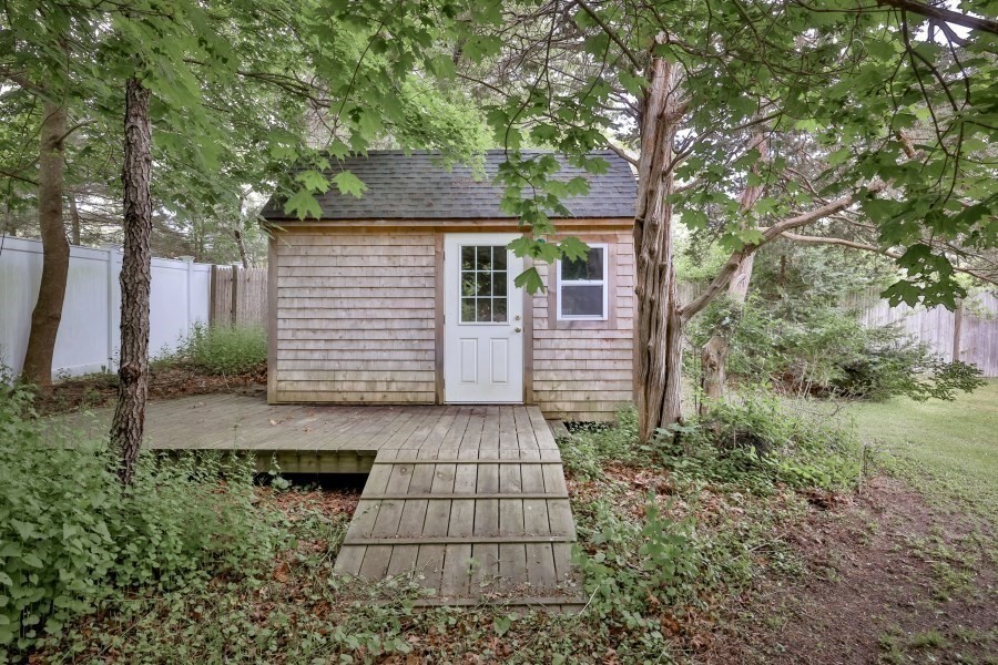 29 Jernegan Ave