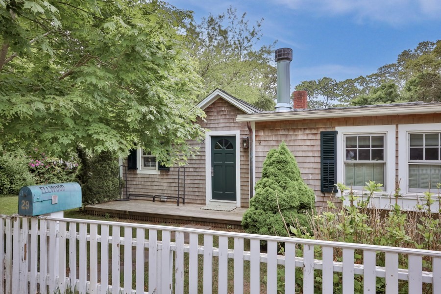 29 Jernegan Ave