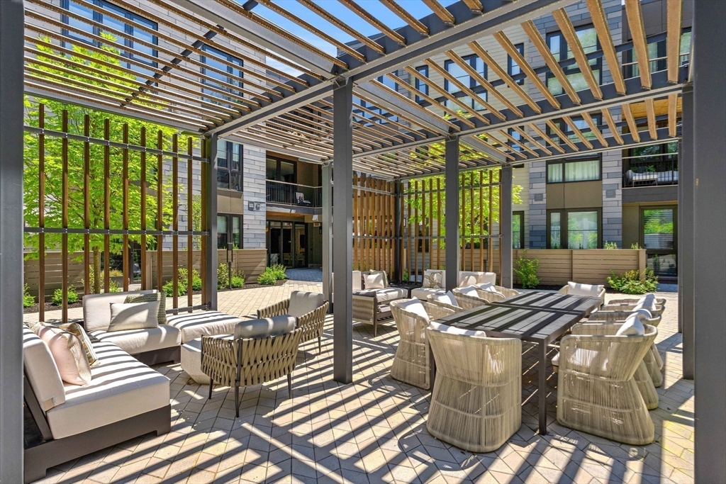 100 Linden Street # 203