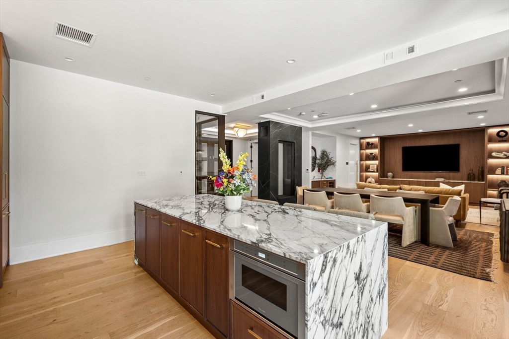 100 Linden Street # 203