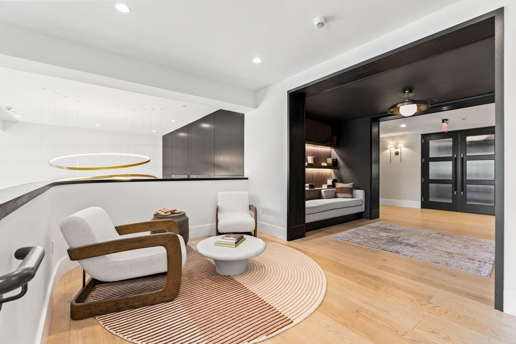 100 Linden Street # 203
