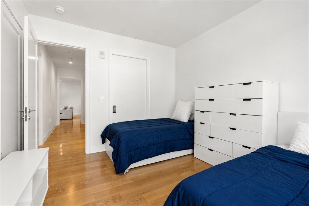 100 Linden Street # 203