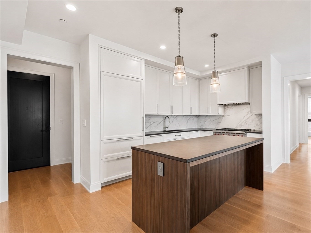 100 Linden Street # 203