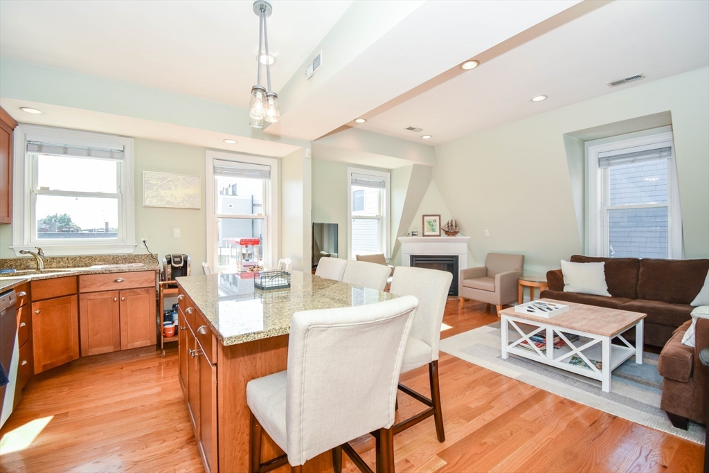62 H St # 3