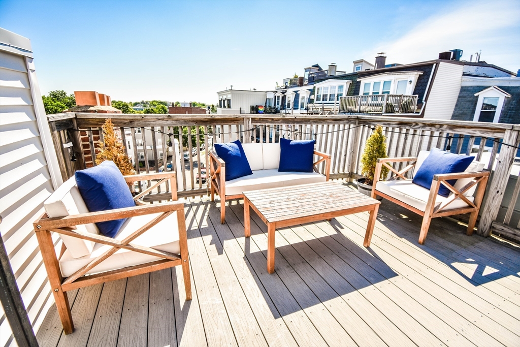 62 H St # 3