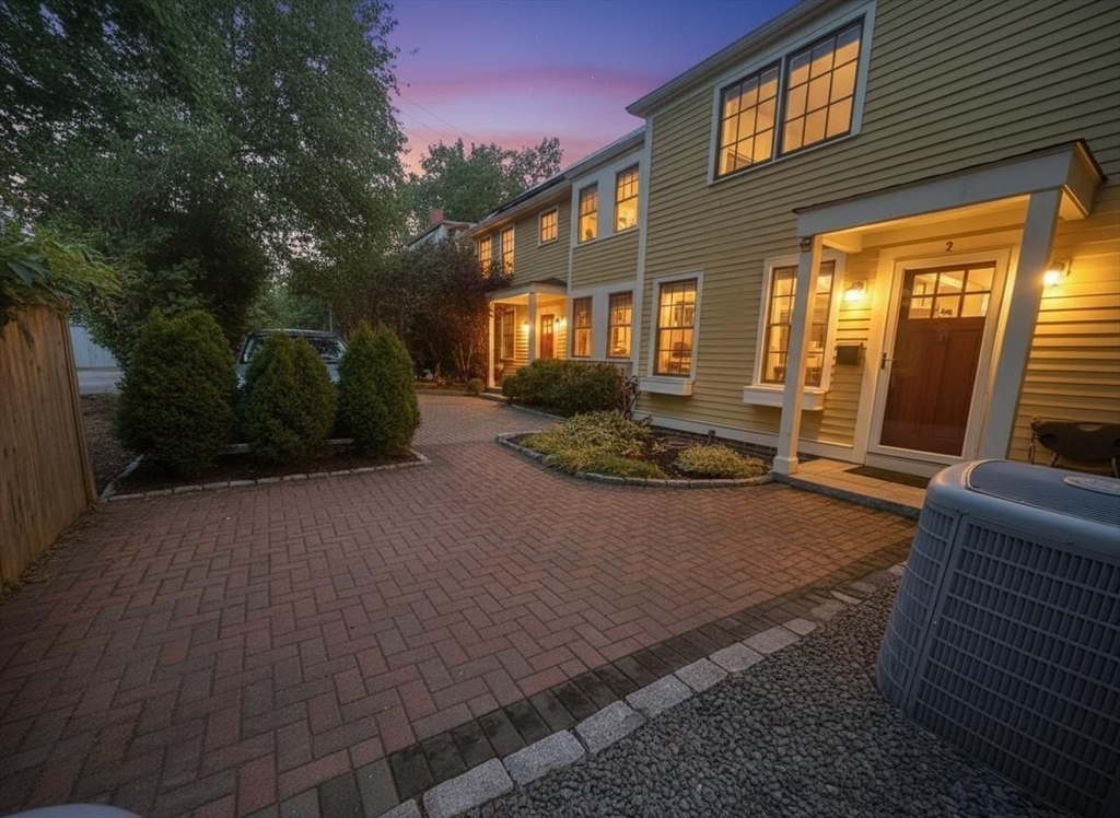 88 Pearl Street # 2