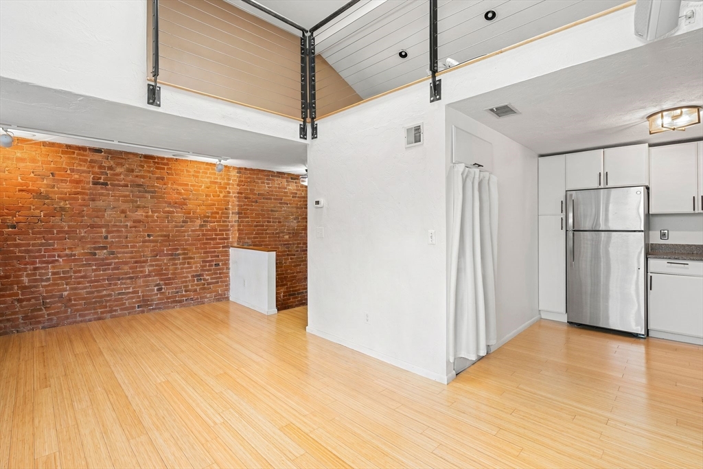 148 F St # 4