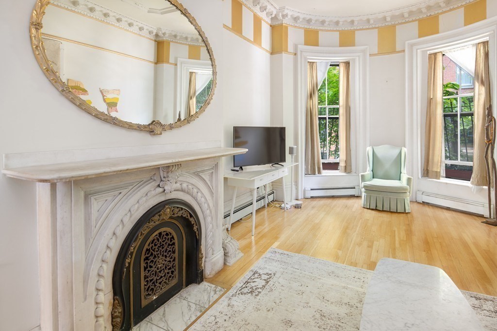 36 Upton St # 2A