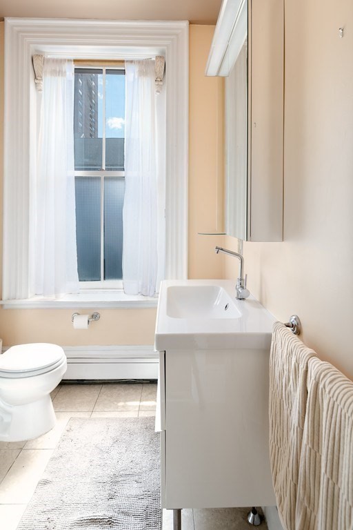 36 Upton St # 2A