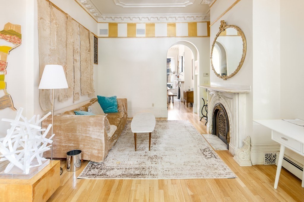 36 Upton St # 2A